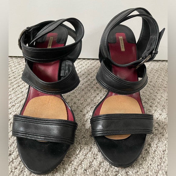 Max Studio Leather Sandals - Picture 2 of 3